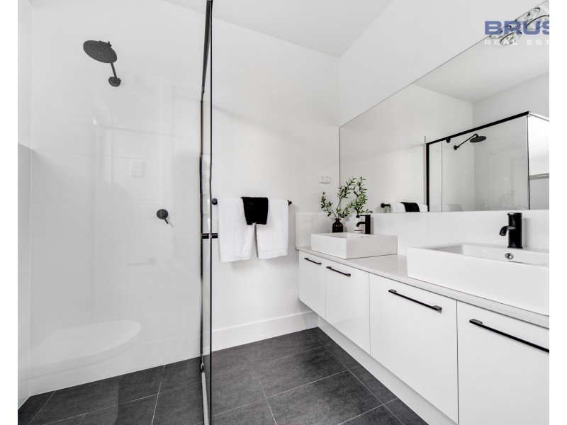 12A Koonga Avenue, Rostrevor SA 5073