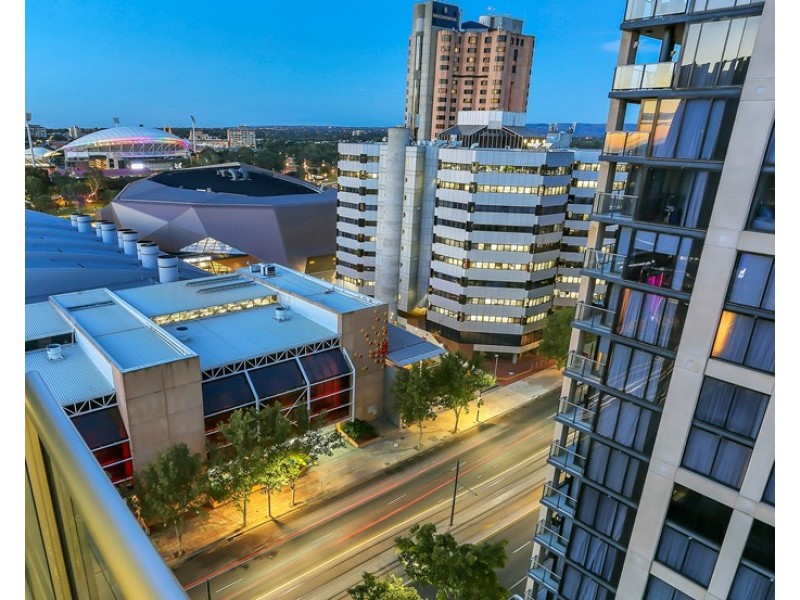 1605/96 North Terrace, Adelaide SA 5000