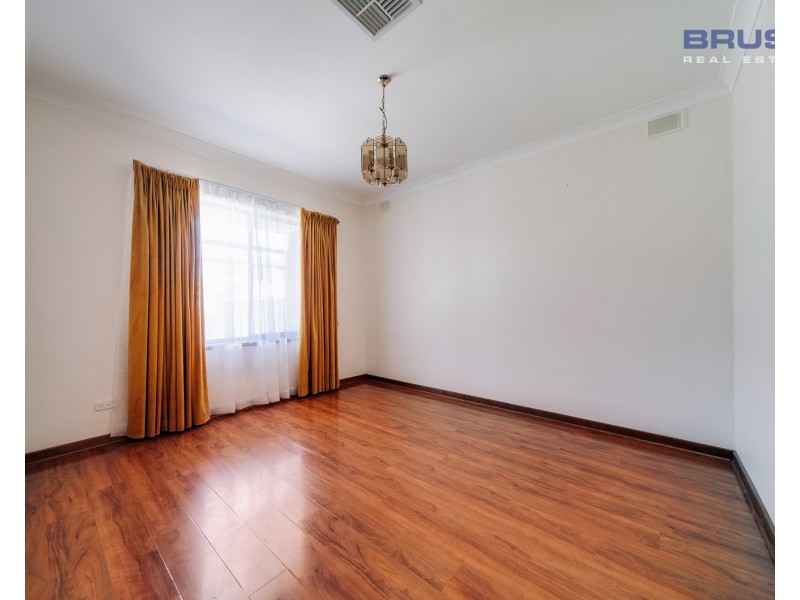 36 Thomson Avenue, Rostrevor SA 5073