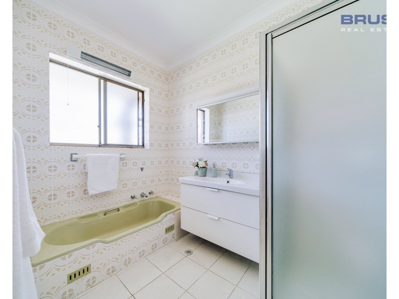 36 Thomson Avenue, Rostrevor SA 5073