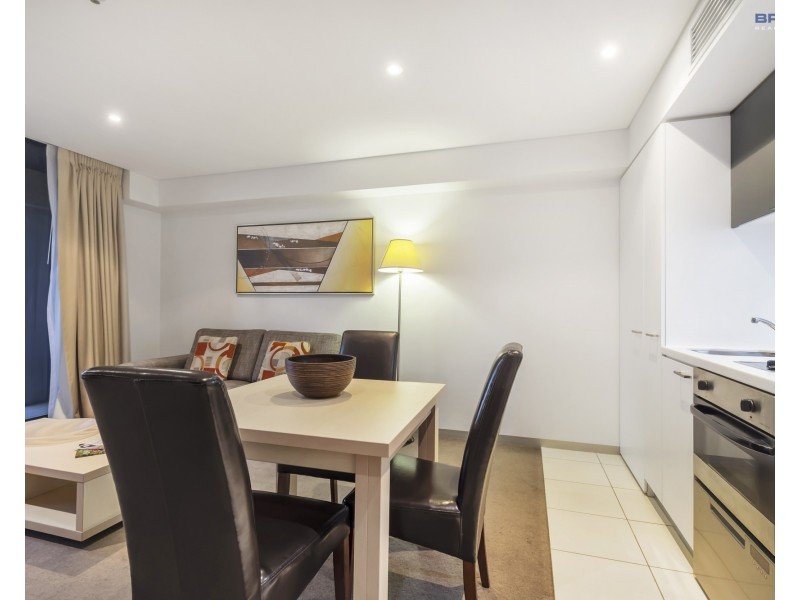 905/102 – 105 North Terrace, Adelaide SA 5000