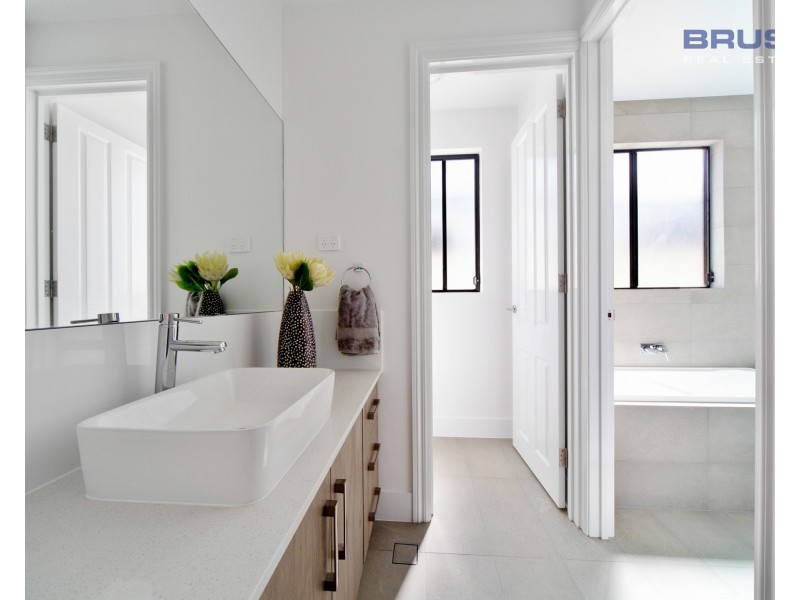 11B Strathearn Avenue, Rostrevor SA 5073