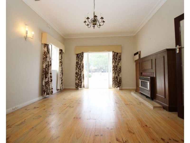 10A Valmai Avenue, Kings Park SA 5034