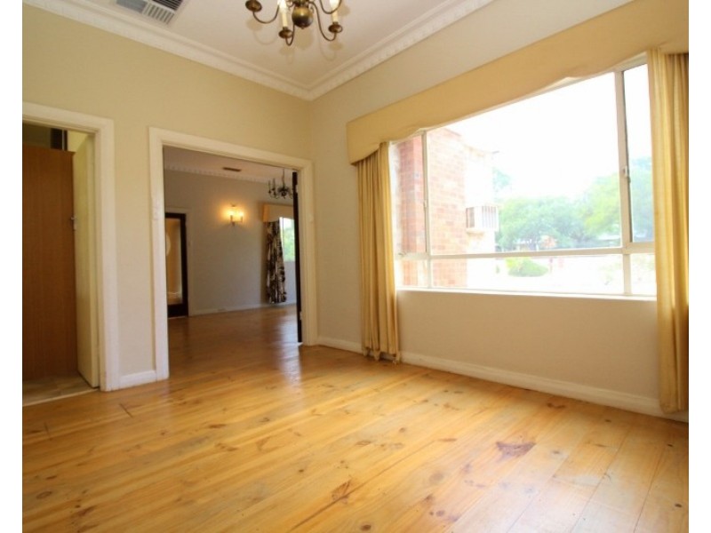 10A Valmai Avenue, Kings Park SA 5034