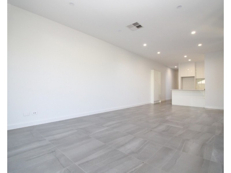 52 Chief Street, Brompton SA 5007