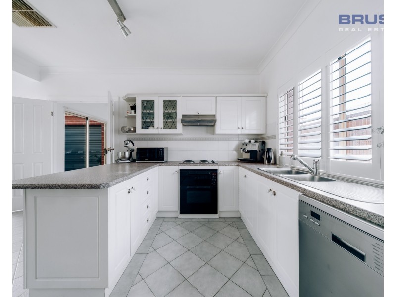 31 Stoneybrook Drive, Paradise SA 5075