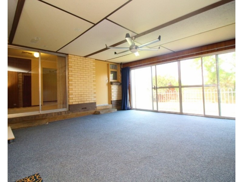 14 Dundee Road, Modbury SA 5092