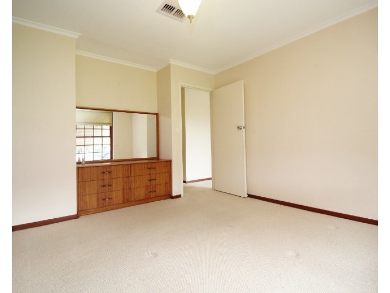 14 Dundee Road, Modbury SA 5092