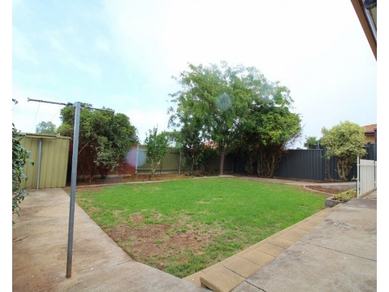 14 Dundee Road, Modbury SA 5092