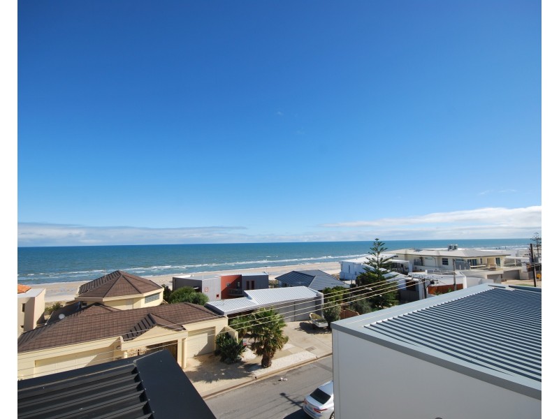 118 Seaview Road, Tennyson SA 5022