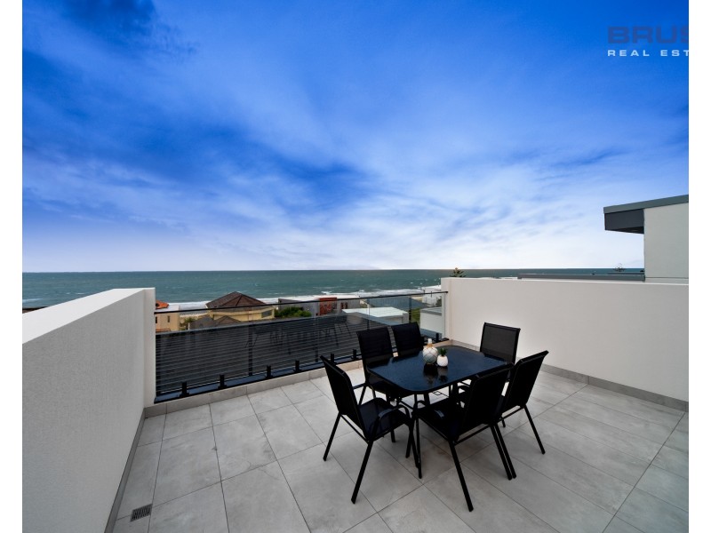 118 Seaview Road, Tennyson SA 5022