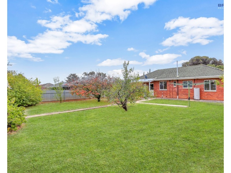 32 Hancock Avenue, Campbelltown SA 5074