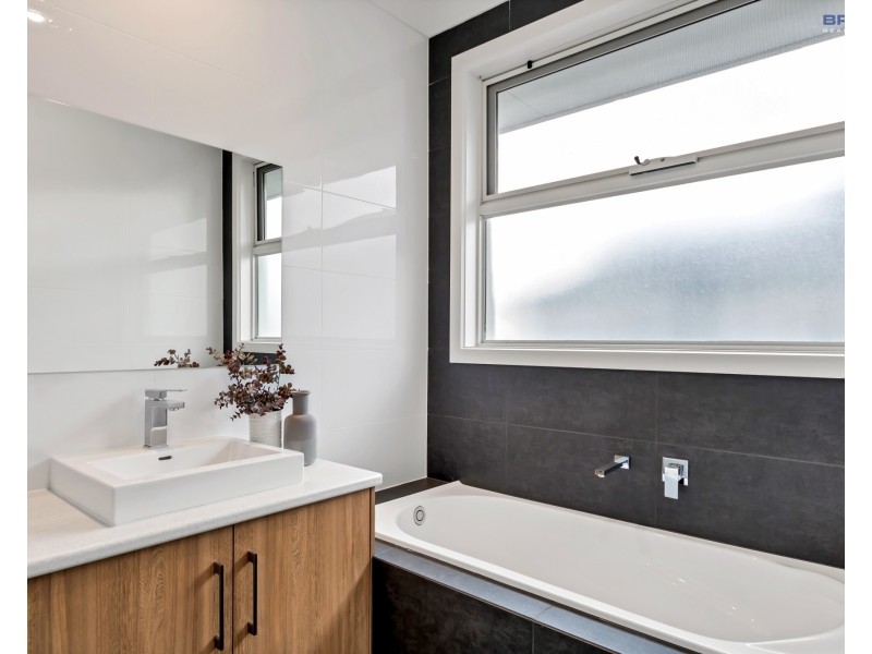 1A Rangeview Drive, Newton SA 5074