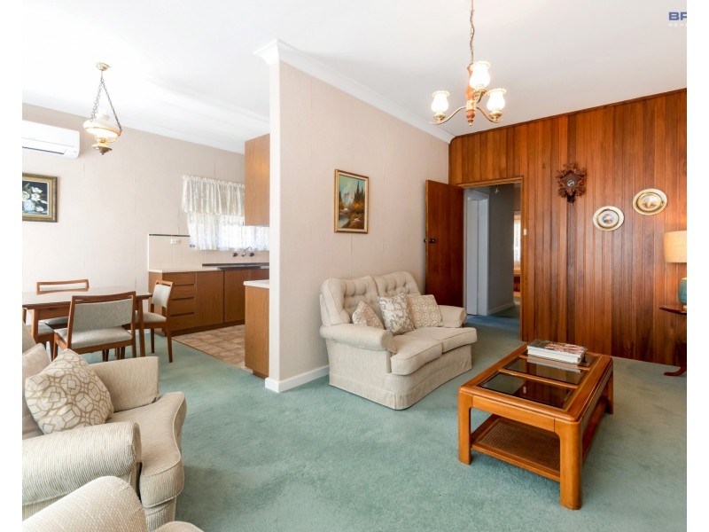 22 Parkwood Grove, Mitchell Park SA 5043
