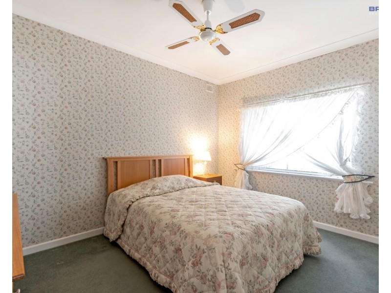 22 Parkwood Grove, Mitchell Park SA 5043
