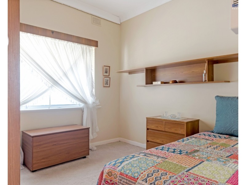 22 Parkwood Grove, Mitchell Park SA 5043
