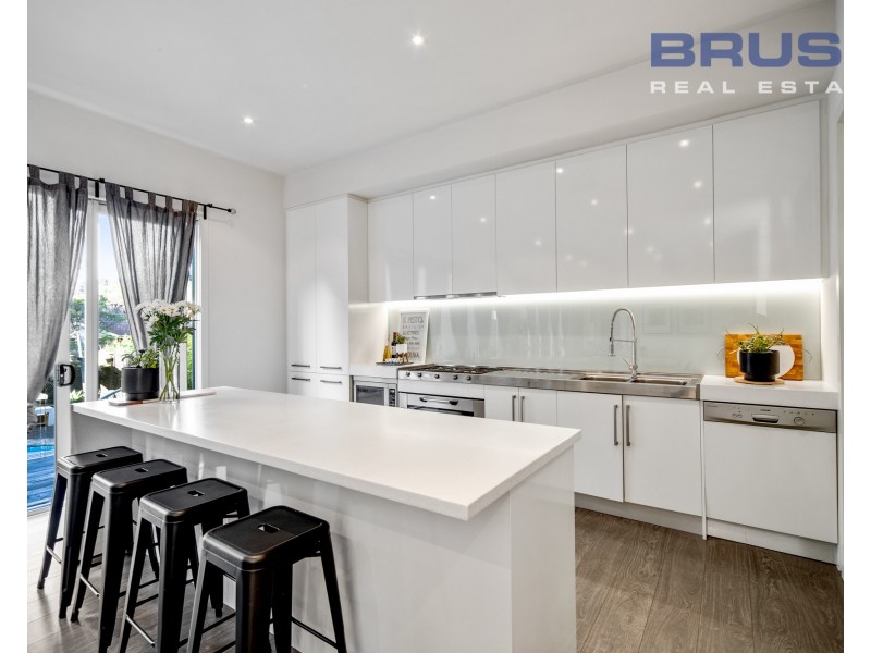 93 Valley View Drive, Highbury SA 5089