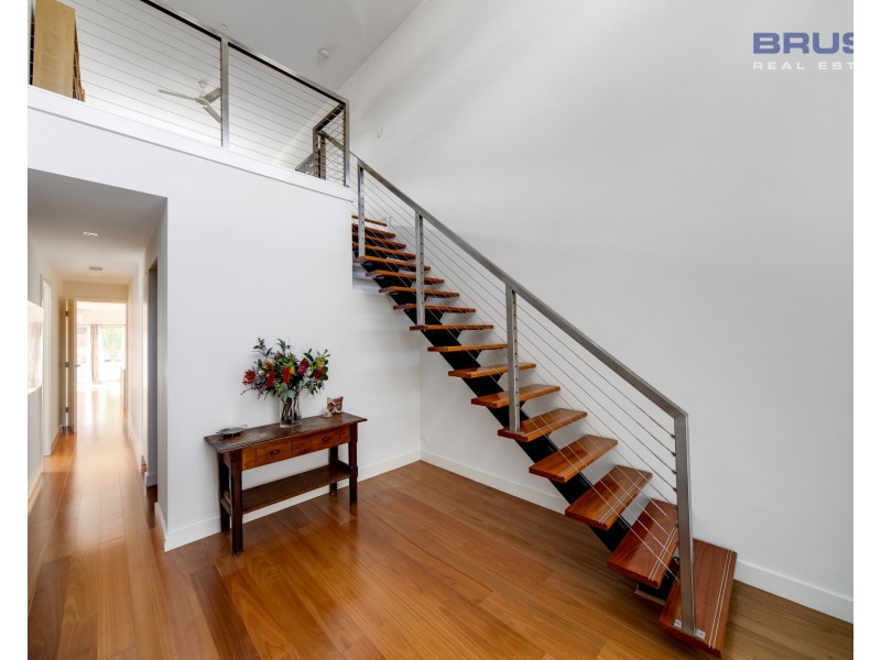 9 Treloar Court, Campbelltown SA 5074