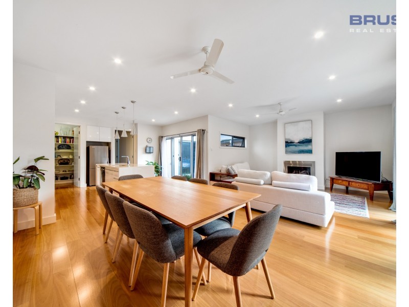 9 Treloar Court, Campbelltown SA 5074