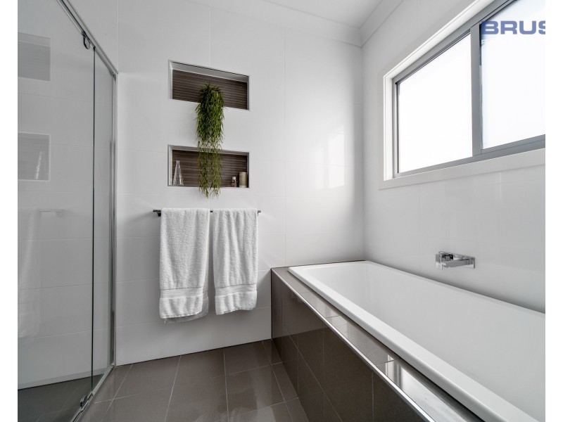 9 Treloar Court, Campbelltown SA 5074