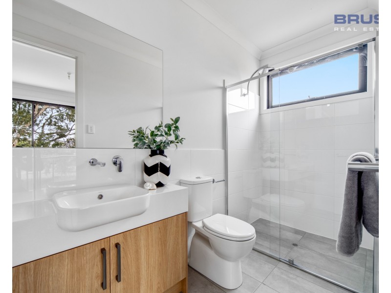 2, 3 & 4/ 3 Ind Street, Paradise SA 5075