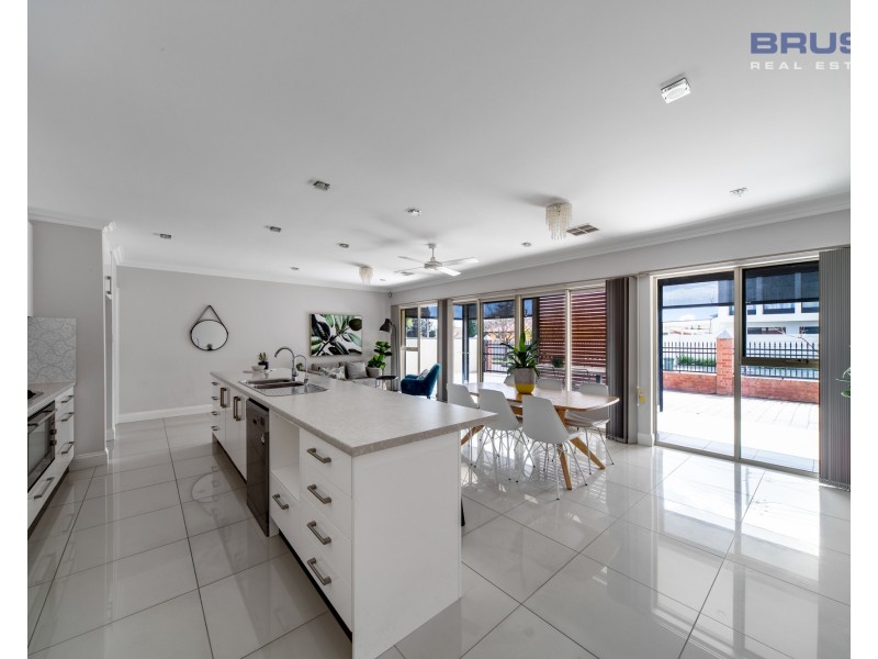 2D Charles Street, Tranmere SA 5073