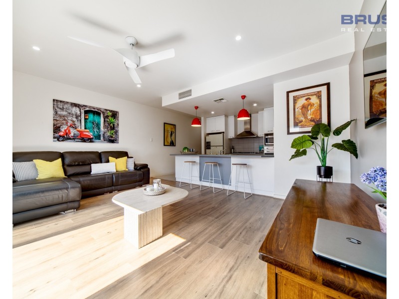 4 Lyons Parade, Forestville SA 5035