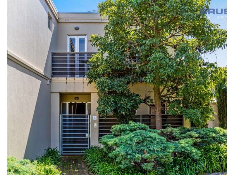 4 Lyons Parade, Forestville SA 5035