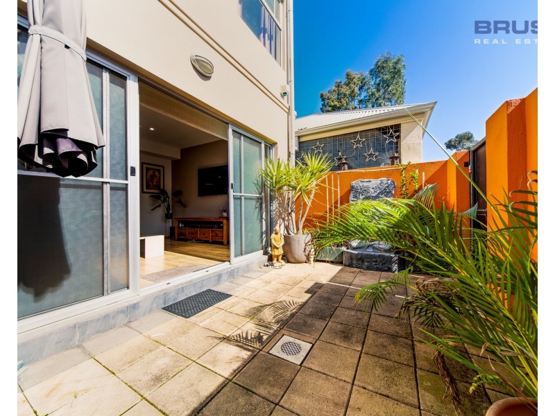 4 Lyons Parade, Forestville SA 5035