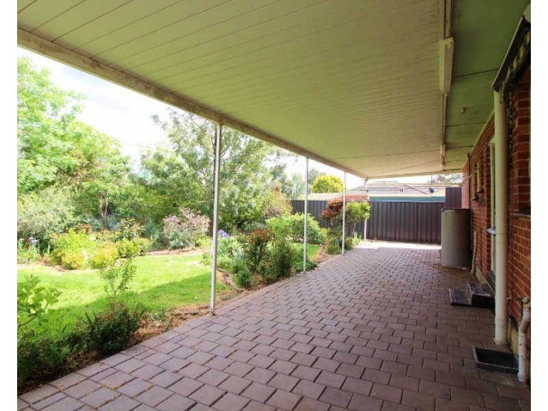 18 Sunhaven Avenue, Athelstone SA 5076