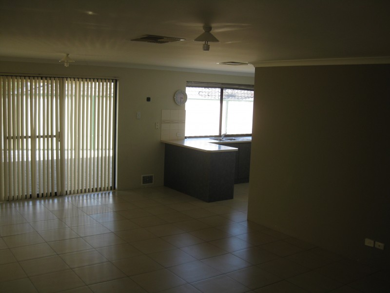 10 Hampstead Gate, Success WA 6164
