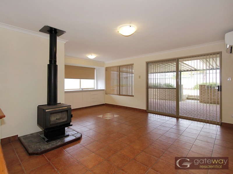 284 Yangebup Road, Yangebup WA 6164