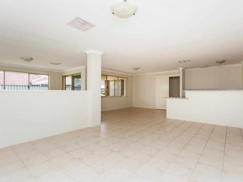 18 Freycinet Circuit, Aubin Grove WA 6164