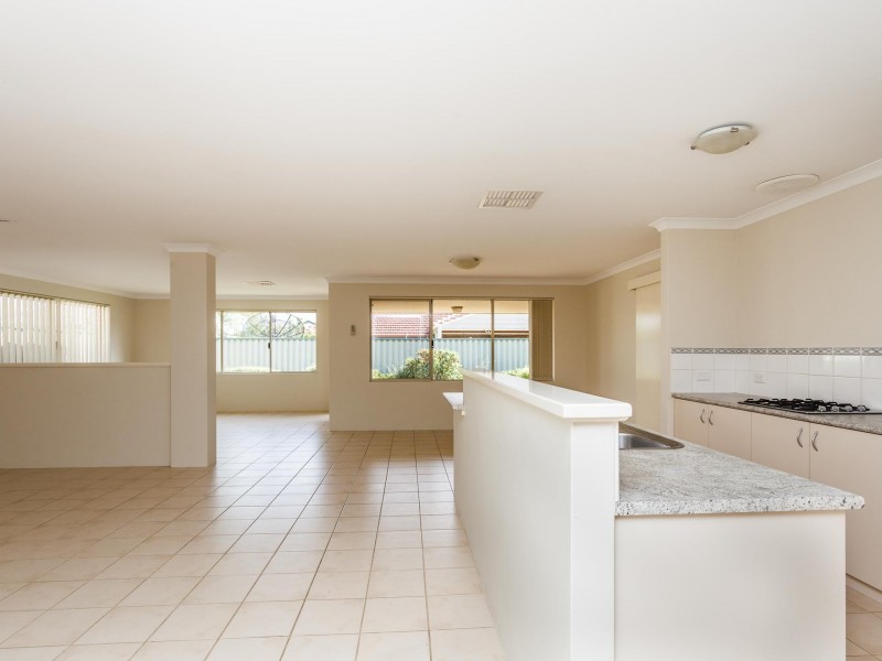 18 Freycinet Circuit, Aubin Grove WA 6164