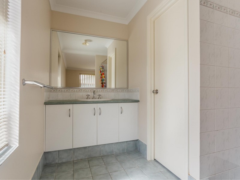 18 Freycinet Circuit, Aubin Grove WA 6164