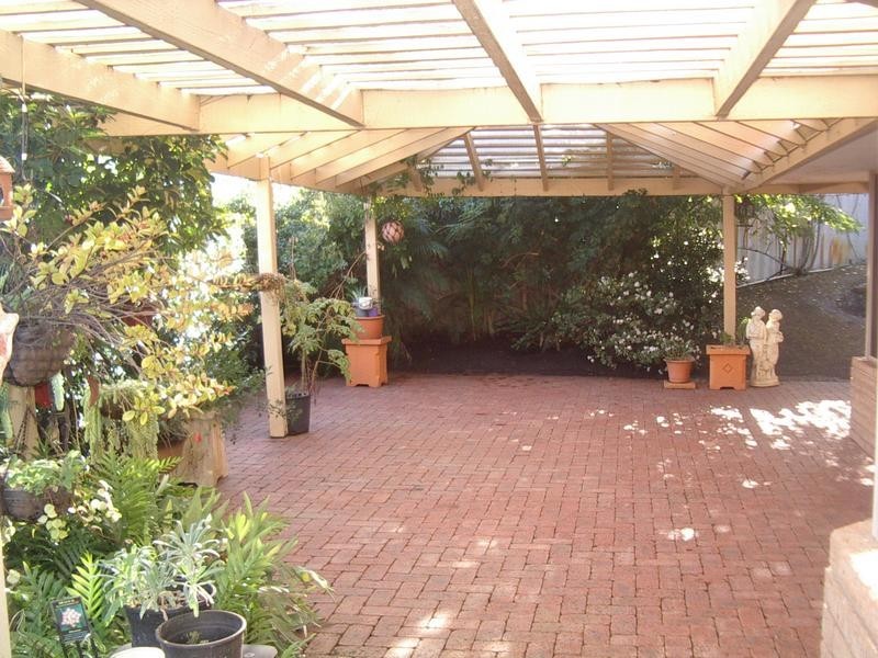 5 Peak Court, Leeming WA 6149