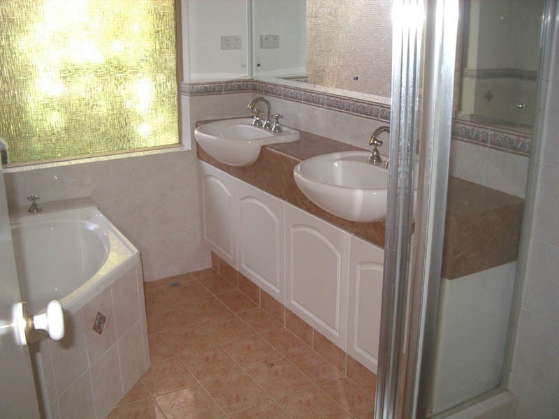 5 Peak Court, Leeming WA 6149