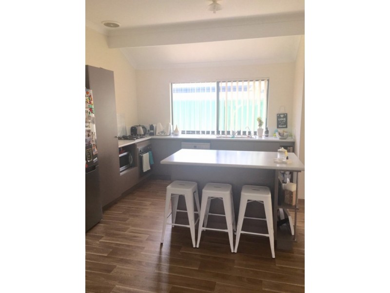 23 Astroloma Drive, Success WA 6164