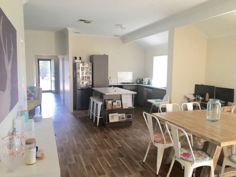 23 Astroloma Drive, Success WA 6164