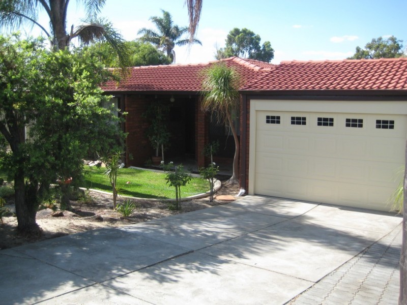 14 Waraker Way, Leeming WA 6149