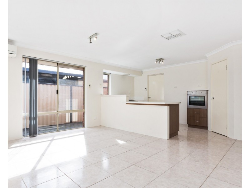 5 Versailles Place, Aubin Grove WA 6164
