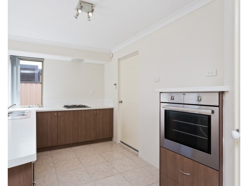 5 Versailles Place, Aubin Grove WA 6164