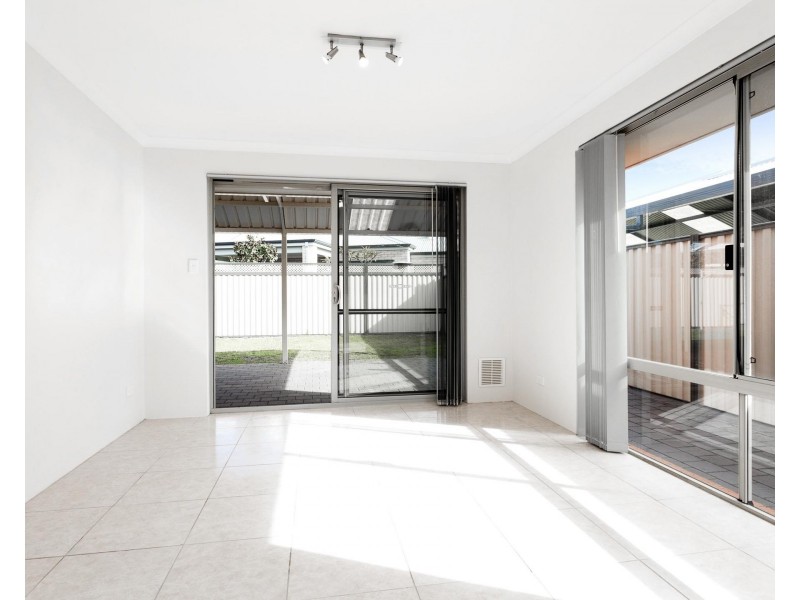 5 Versailles Place, Aubin Grove WA 6164