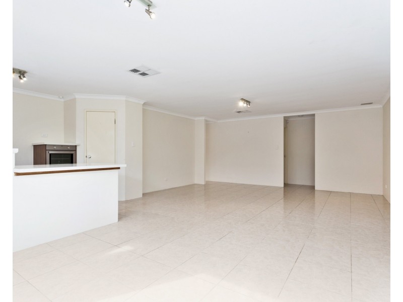 5 Versailles Place, Aubin Grove WA 6164