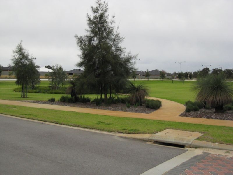 8 Curtin View, Aubin Grove WA 6164
