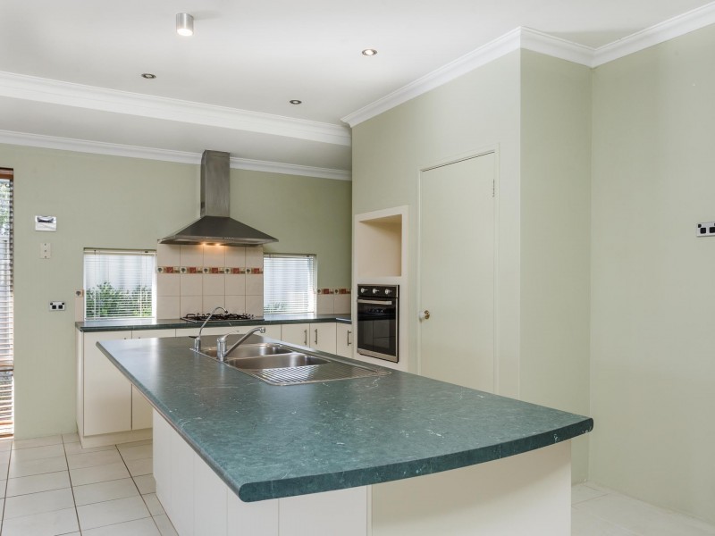 23 Solace Gardens, Atwell WA 6164