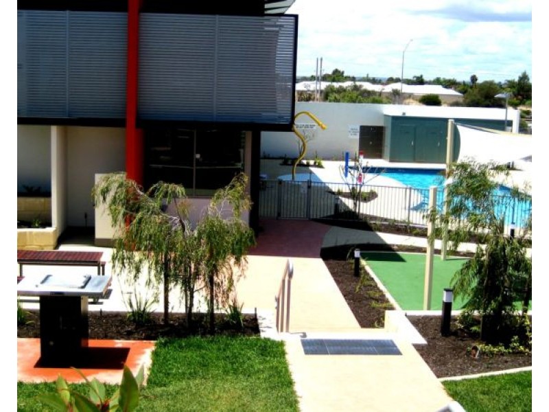 16/105 Wentworth Parade, Success WA 6164