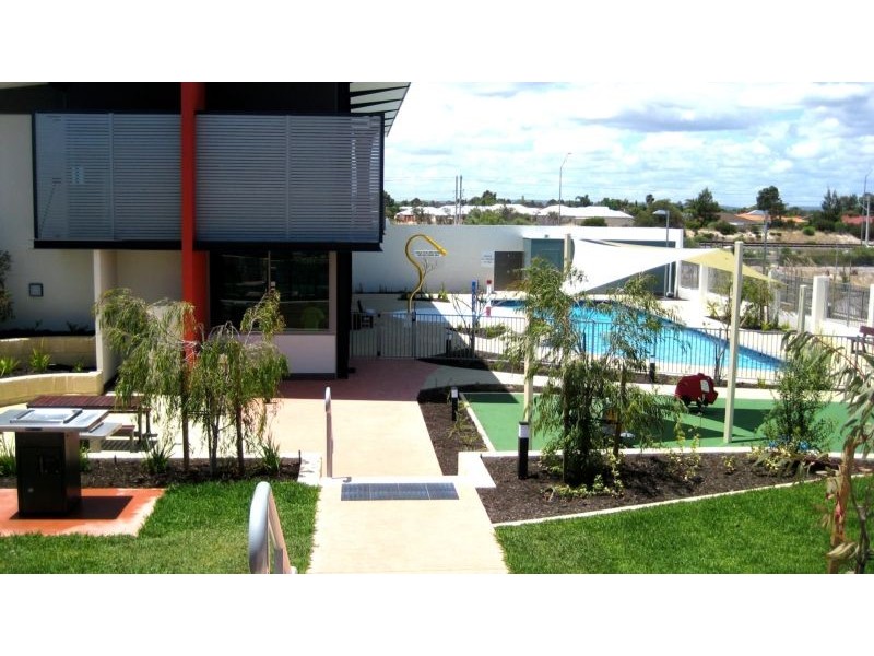 11/105 Wentworth Parade, Success WA 6164