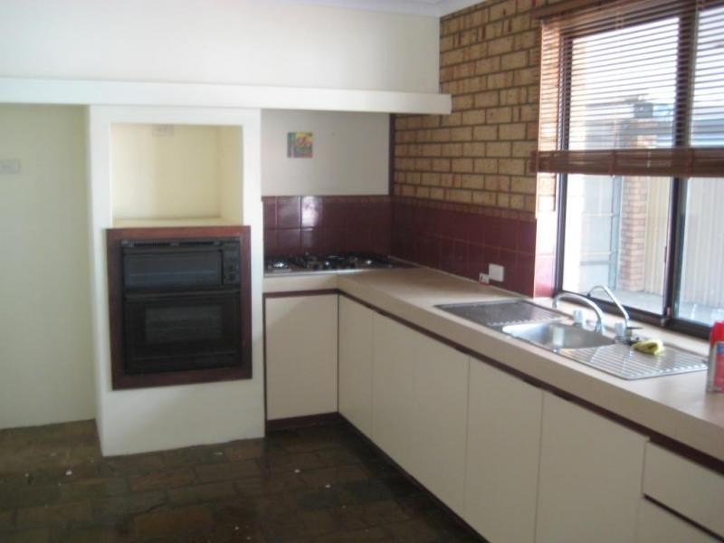 9 Curalo Mews, South Lake WA 6164