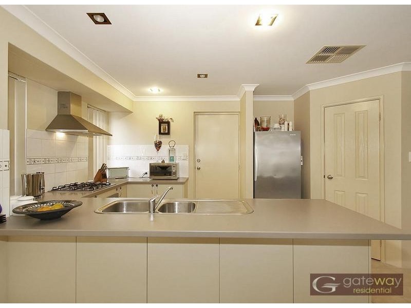 6 Hidcote Turn, Aubin Grove WA 6164